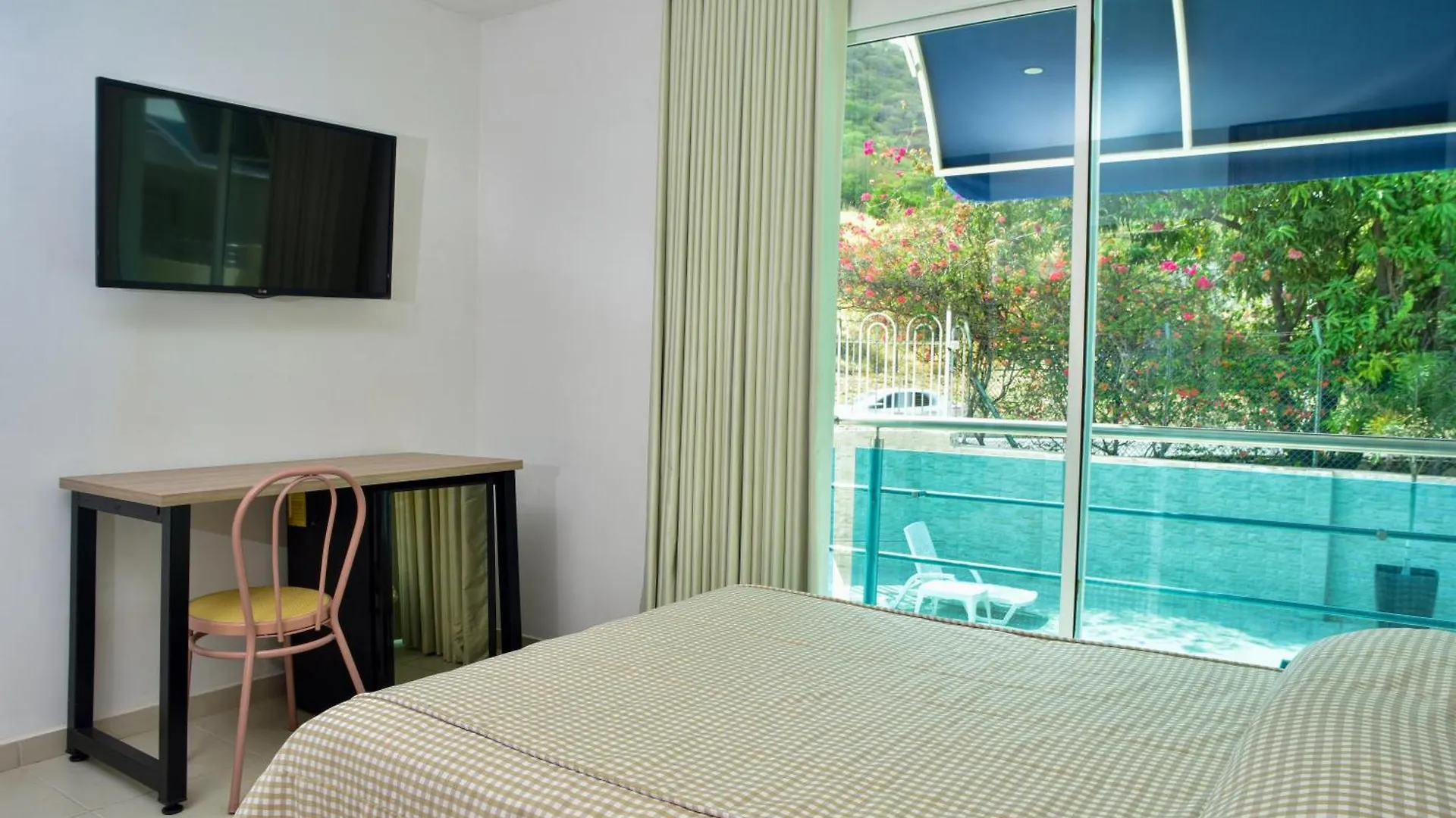 Hotel Aquarella Del Mar Santa Marta  Santa Marta (Magdalena)